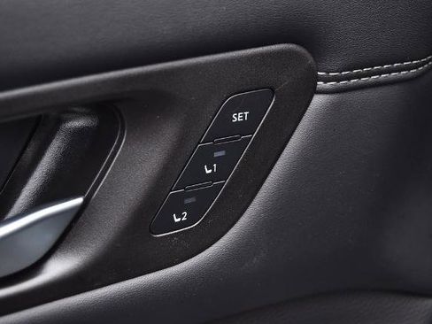 New 2025 Nissan Pathfinder Platinum w/ Cargo Package image 10