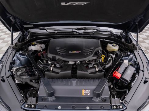 Certified 2025 Cadillac CT4 V Blackwing w/ Carbon Fiber 1 Package image 36