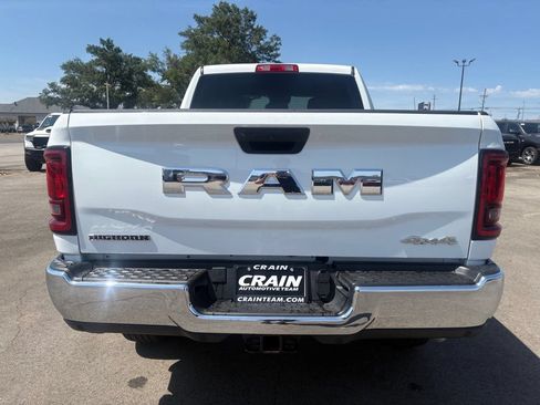 Used 2026 RAM 2500 Big Horn AWD/4WD image 6
