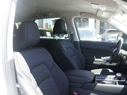 New 2026 Nissan Pathfinder SV FWD image 19