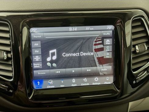 Used 2018 Jeep Compass Limited w/ Navigation Group image 15