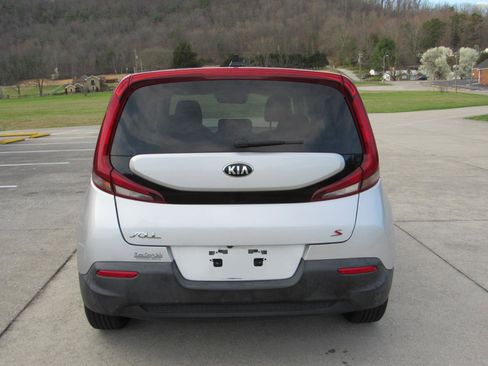Used 2021 Kia Soul S image 9