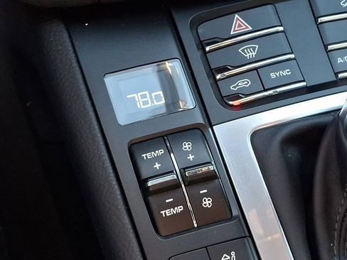 Used 2021 Porsche Macan S image 20