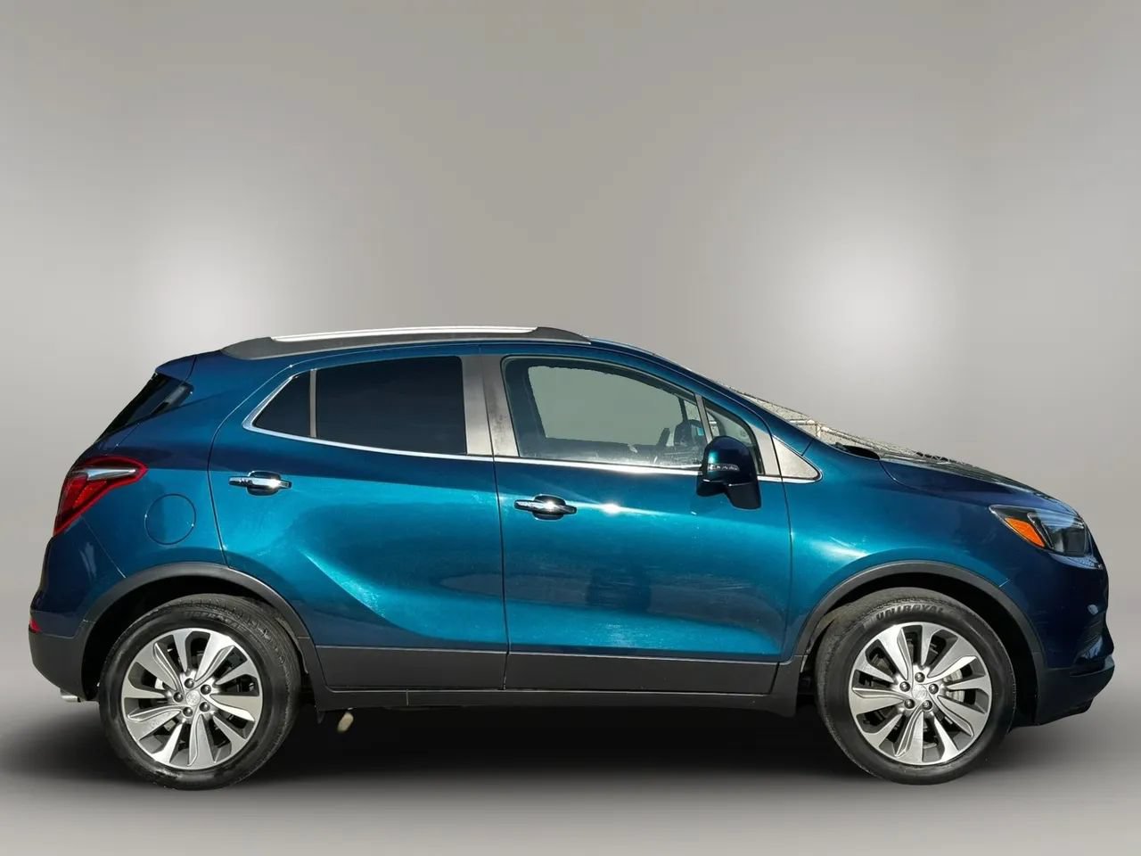 Used 2019 Buick Encore Preferred FWD image 5