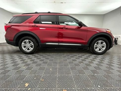 Used 2023 Ford Explorer XLT w/ Equipment Group 202A image 11