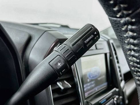 Used 2015 Ford F150 XLT w/ Equipment Group 302A Luxury RWD image 22