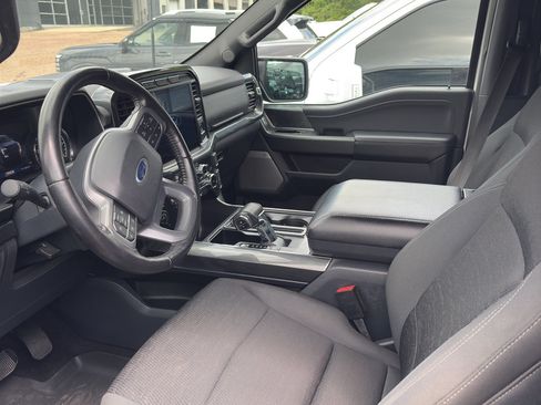 Used 2022 Ford F150 XLT w/ Equipment Group 302A High AWD/4WD image 3