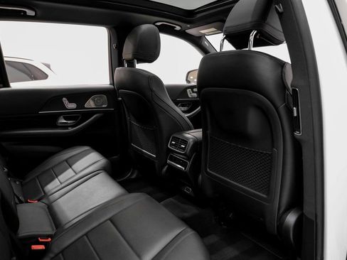 Used 2024 Mercedes-Benz GLS 450 4MATIC image 33