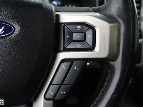 Used 2019 Ford F150 Platinum w/ Equipment Group 701A Luxury image 17