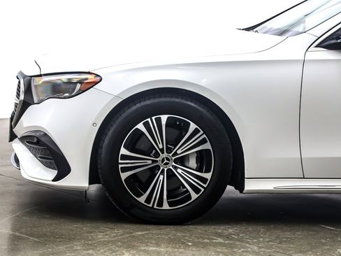 Certified 2024 Mercedes-Benz E 350 4MATIC Sedan image 12