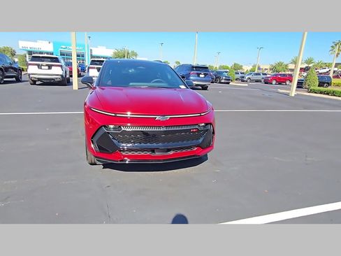 New 2026 Chevrolet Equinox EV RS image 24