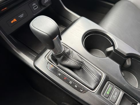 Used 2024 Honda Civic EX-L image 26
