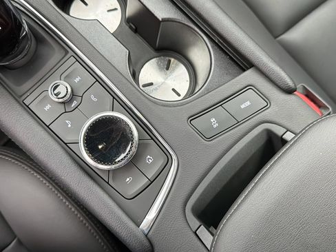 Certified 2023 Cadillac XT5 Luxury FWD image 25