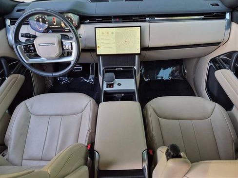 Used 2024 Land Rover Range Rover SE AWD/4WD image 19