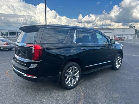 Used 2026 GMC Yukon Elevation AWD/4WD image 4