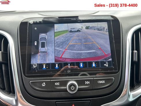 Used 2021 Chevrolet Equinox Premier AWD/4WD image 18