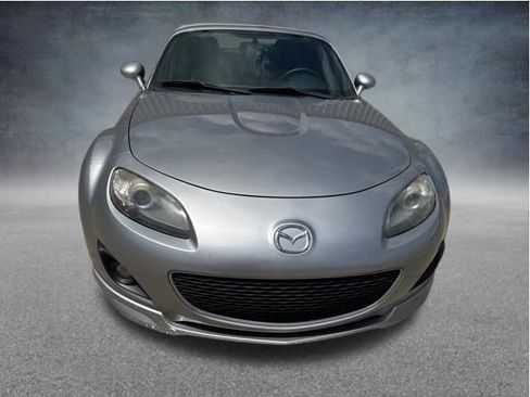 Used 2010 MAZDA MX-5 Miata Touring w/ Appearance Pkg RWD image 10