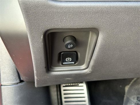 Used 2023 Chevrolet Corvette Stingray Convertible w/ Battery Protection Package image 16