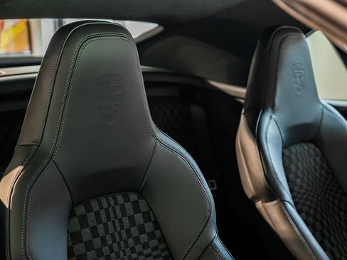 Used 2026 Porsche 911 Carrera GTS image 29