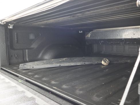 Used 2024 RAM 2500 Big Horn w/ Night Edition AWD/4WD image 4