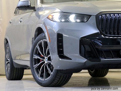 Used 2026 BMW X5 xDrive40i w/ M Sport Package image 4