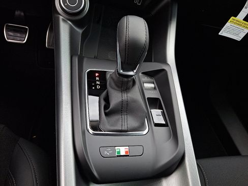 New 2025 Alfa Romeo Tonale image 11