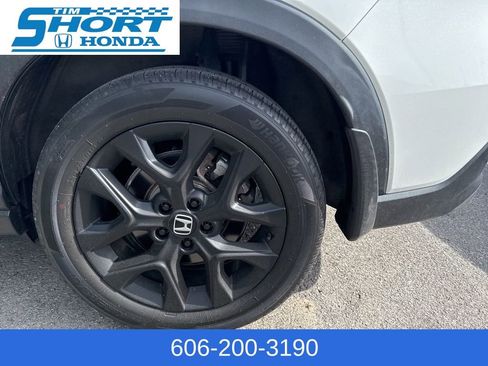 Used 2023 Honda HR-V Sport image 9