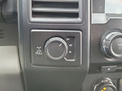 Used 2017 Ford F150 XL w/ Equipment Group 101A Mid image 17