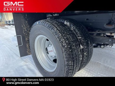 New 2026 GMC Sierra 2500 SLE w/ SLE Value Package; image 7