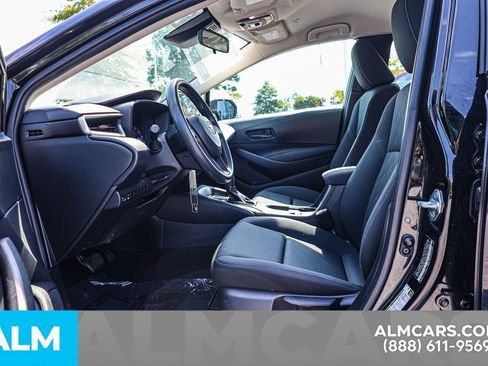 Used 2023 Toyota Corolla LE image 19