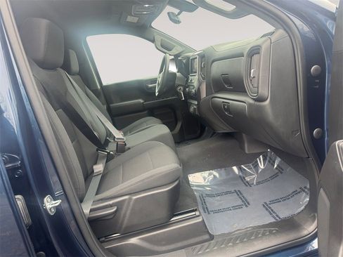 Used 2021 Chevrolet Silverado 1500 Custom image 15