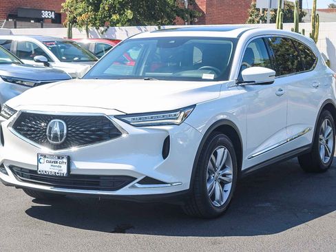 Used 2023 Acura MDX SH-AWD image 3