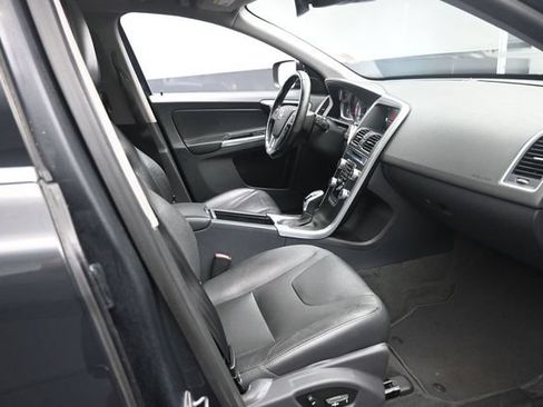 Used 2016 Volvo XC60 T5 Premier w/ Climate Package FWD image 28