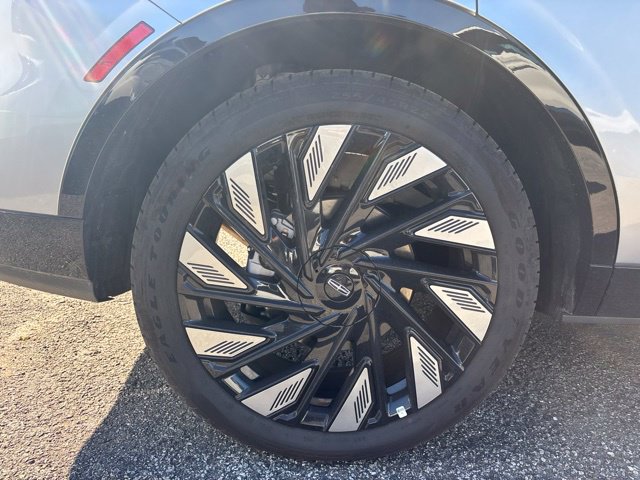 New 2026 Lincoln Nautilus Reserve w/ Jet Appearance Package AWD/4WD image 27