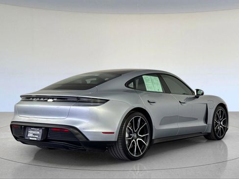 Certified 2022 Porsche Taycan RWD image 8