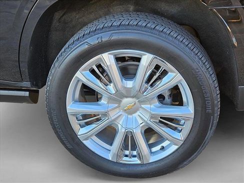 Used 2023 Chevrolet Tahoe High Country w/ Premium Package 2 image 25