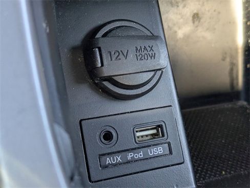 Used 2016 Hyundai Elantra SE image 18