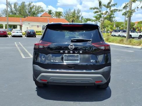 Used 2023 Nissan Rogue SV w/ SV Premium B Package FWD image 14