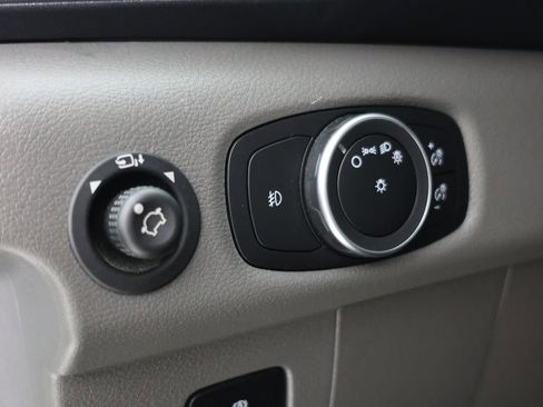 Used 2024 Ford Transit 350 XLT image 23