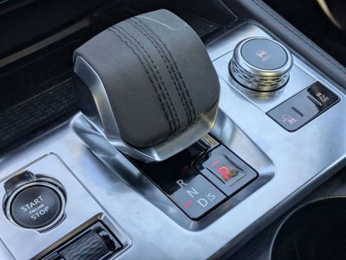 Used 2023 Jaguar F-PACE S image 12