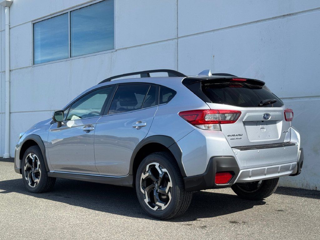 Used 2022 Subaru Crosstrek 2.5i Limited w/ Moonroof Package 2 AWD/4WD image 5