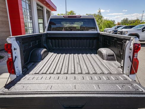 Used 2021 Chevrolet Silverado 2500 LT w/ Fleet Comfort Package AWD/4WD image 5