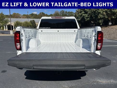 Used 2024 GMC Sierra 1500 Elevation image 11