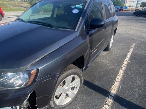 Used 2015 Jeep Compass High Altitude AWD/4WD image 3