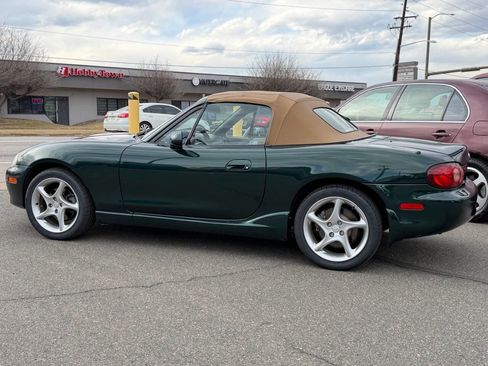 Used 2001 MAZDA MX-5 Miata LS image 10