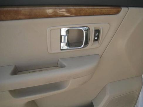 Used 2009 Suzuki XL7 Luxury image 18