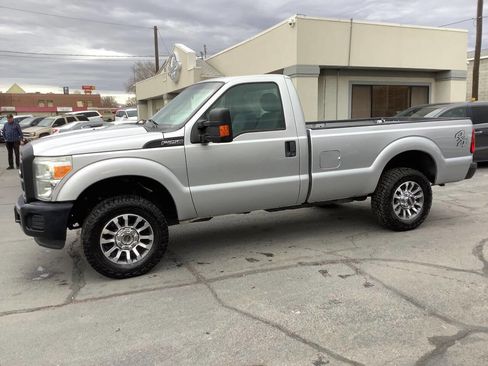 Used 2016 Ford F250 XL w/ Power Equipment Group image 16