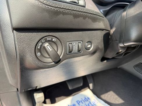 Used 2023 Dodge Challenger R/T Scat Pack RWD image 7