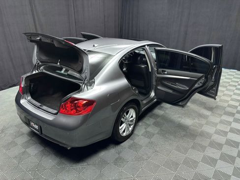 Used 2011 INFINITI G37 x Sedan w/ Premium Pkg image 20