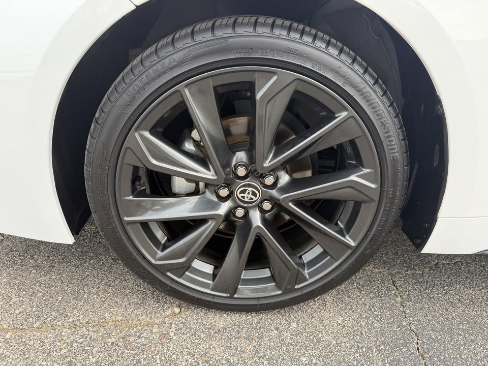 Used 2025 Toyota Corolla SE FWD image 9